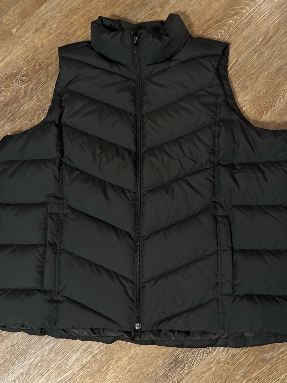 Lands’ End Women’s 2X Black Down Puffer Vest